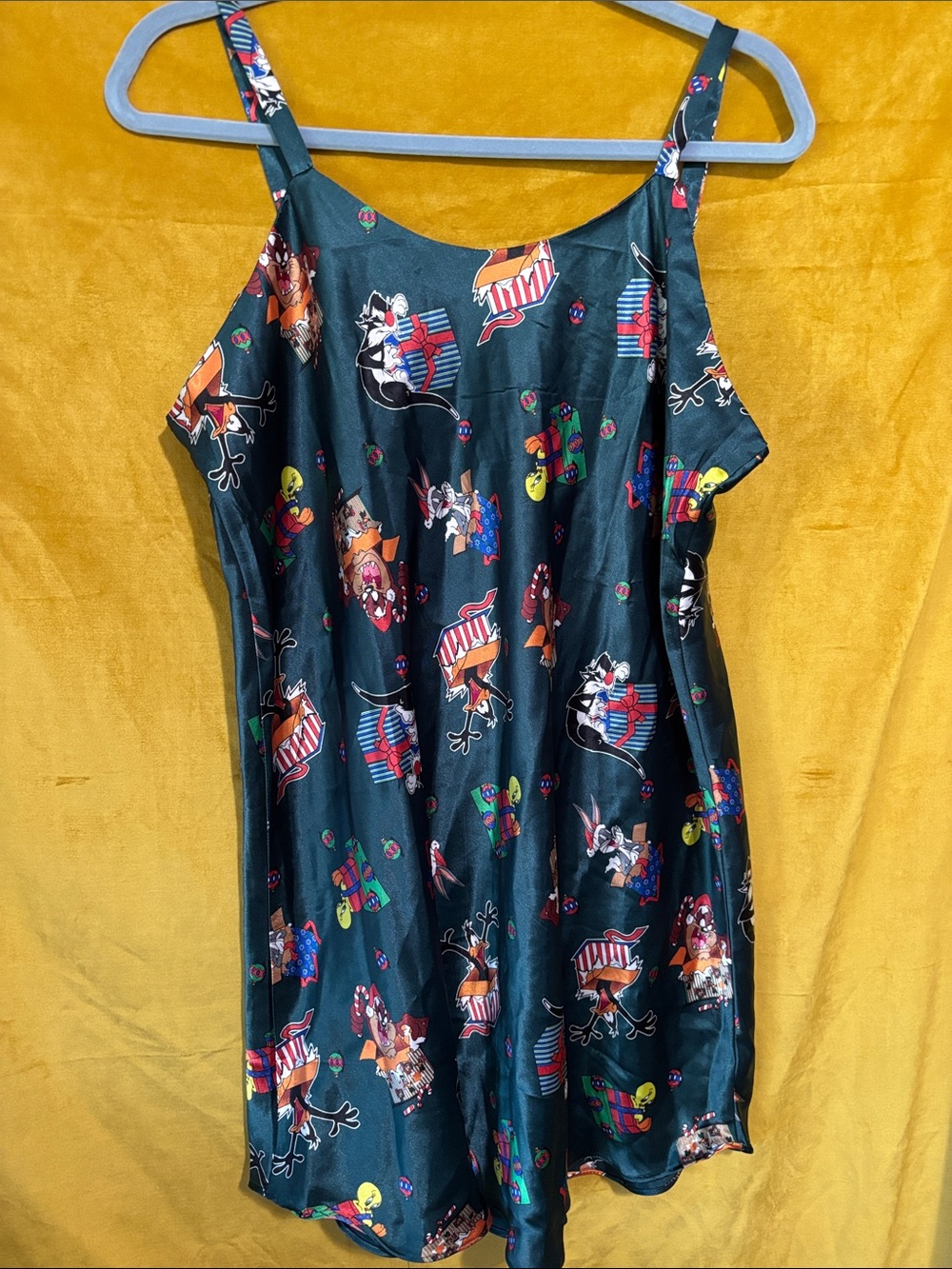 Vintage 1997 Looney Tunes Satin Christmas Teddy Nightgown Slip EUC Large